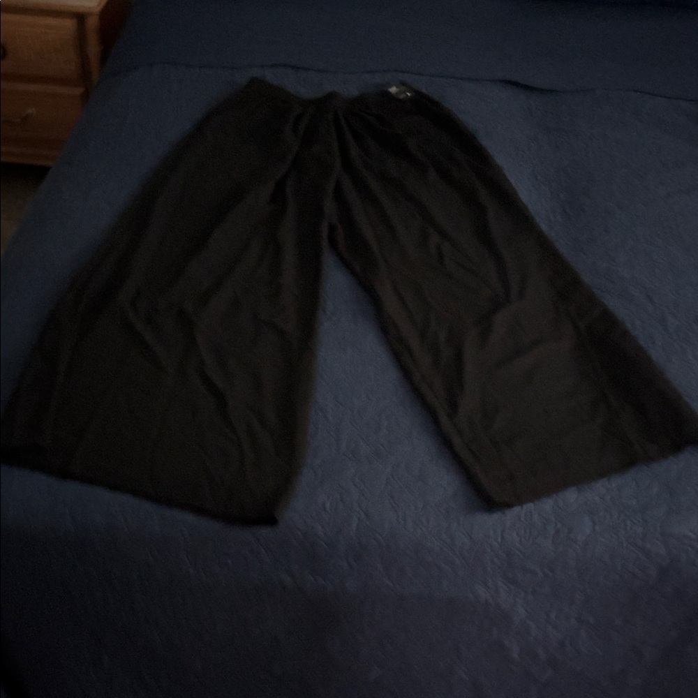 New York & Company Super Wide Soft Pant